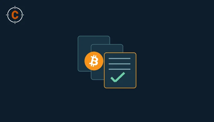 Conceptuele illustratie van compacte Bitcoin-blokfilters: documentkaarten, een controlemarkering en het officiële Bitcoin-symbool.